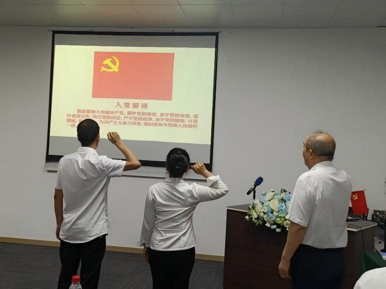 1752138537691725.jpg 1.jpg